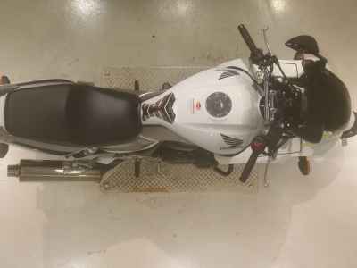 Honda CB400 Super Boldor 2011