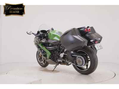 Kawasaki Ninja H2 SX 2023