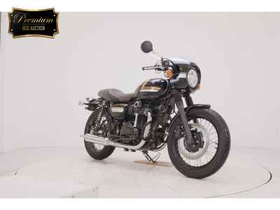 Kawasaki W800 2022