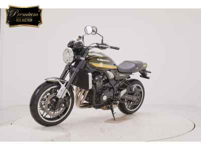 Kawasaki Z900RS 2021