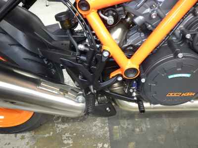 KTM 1290 Super Duke R 2023