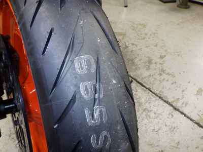 KTM 1290 Super Duke R 2023