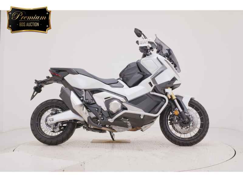 Honda X-Adv 750 2025