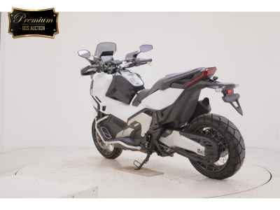 Honda X-Adv 750 2025