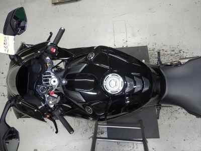 Yamaha YZF-R1