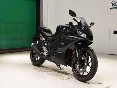 Yamaha YZF-R25 2023