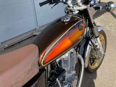 Yamaha SR400 2019