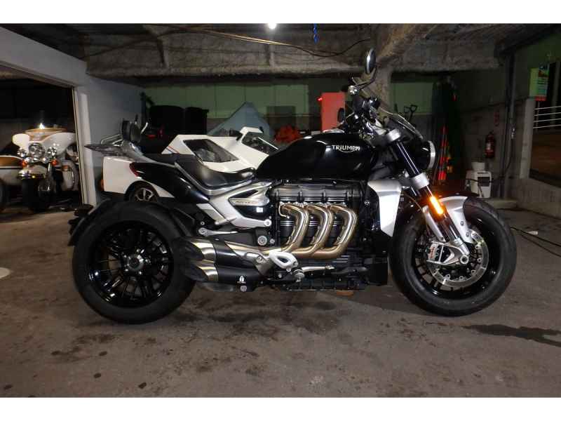 Triumph Rocket III Storm R 2021
