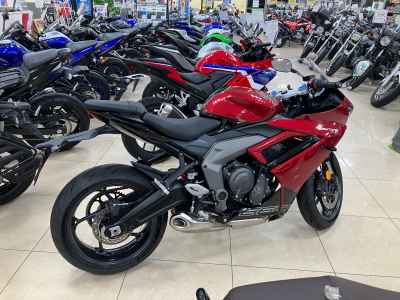 Triumph Daytona 660 2024