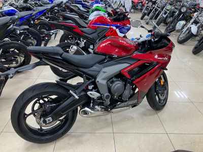 Triumph Daytona 660 2024