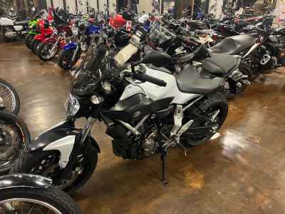 Yamaha MT-07 2015