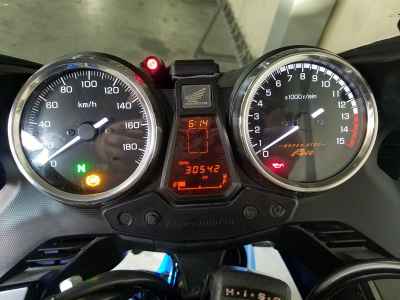 Honda CB400 Super Boldor 2018