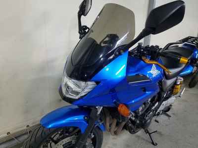 Honda CB400 Super Boldor 2018