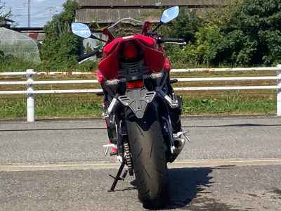 Honda CBR650R E-Clutch 2024