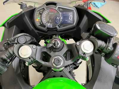 Kawasaki Ninja 400 KRT Edition 2024