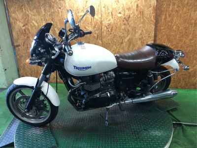 Triumph Bonneville T100 2009