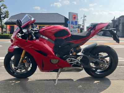 Ducati Panigale V4S 2025