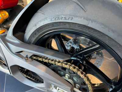 Ducati Panigale V4S 2025