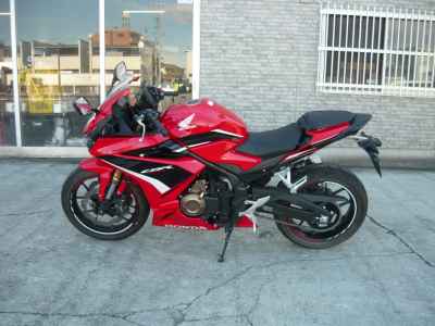Honda CBR400R 2022