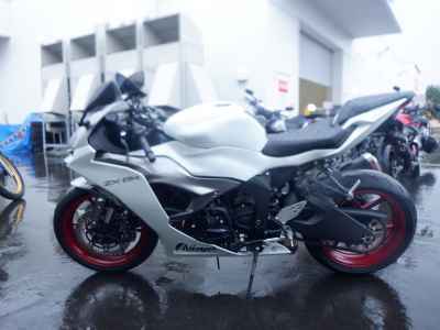 Kawasaki Ninja ZX-6R 2025