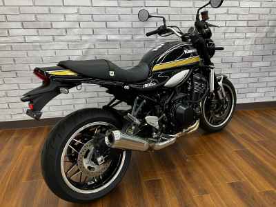 Kawasaki Z900RS 2022