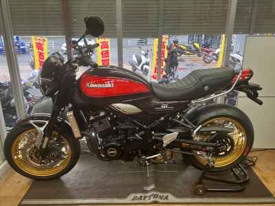 Kawasaki Z900RS 2022