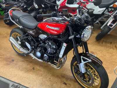 Kawasaki Z900RS 2022