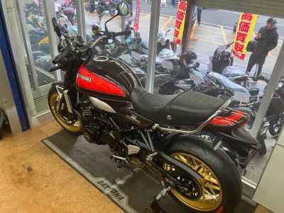 Kawasaki Z900RS 2022
