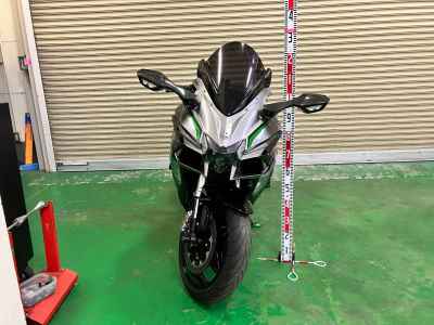 Kawasaki Ninja H2 SX SE+ 2019