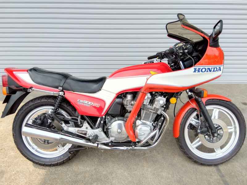 Honda CB900F 2021