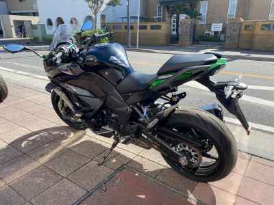 Kawasaki Ninja 1000SX 2023