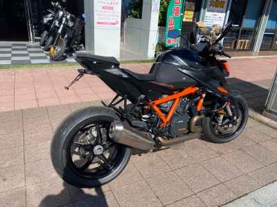 KTM 1290 Super Duke R 2021
