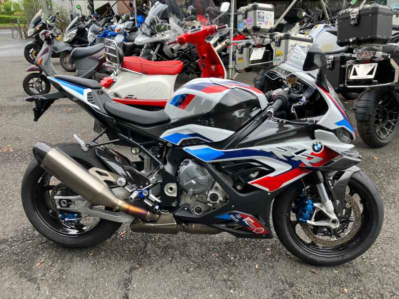 BMW M1000RR 2021
