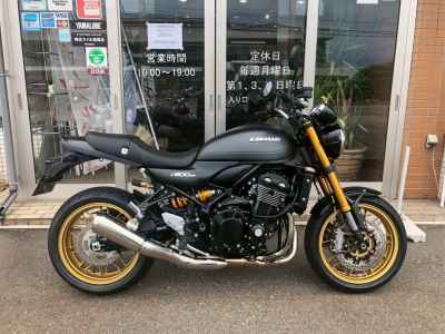 Kawasaki Z900RS 2025