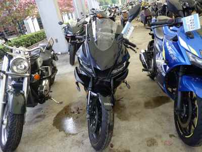 Yamaha YZF-R25 2023