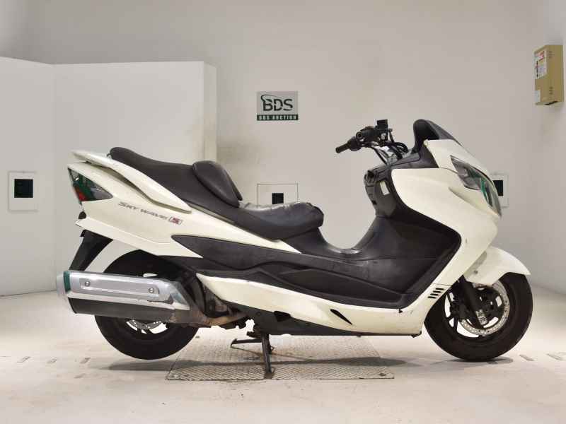 Suzuki Skywave 250S