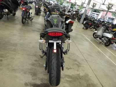 Kawasaki Ninja 400R 2011