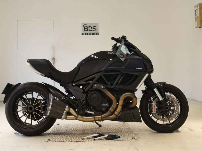 Ducati Diavel 2011