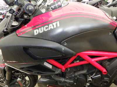Ducati Diavel 2014