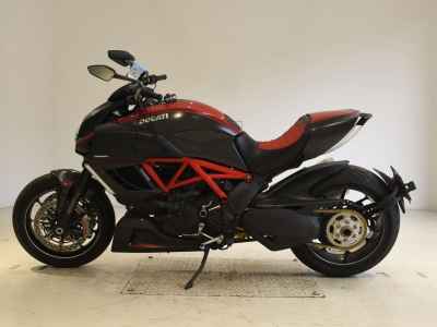 Ducati Diavel 2014