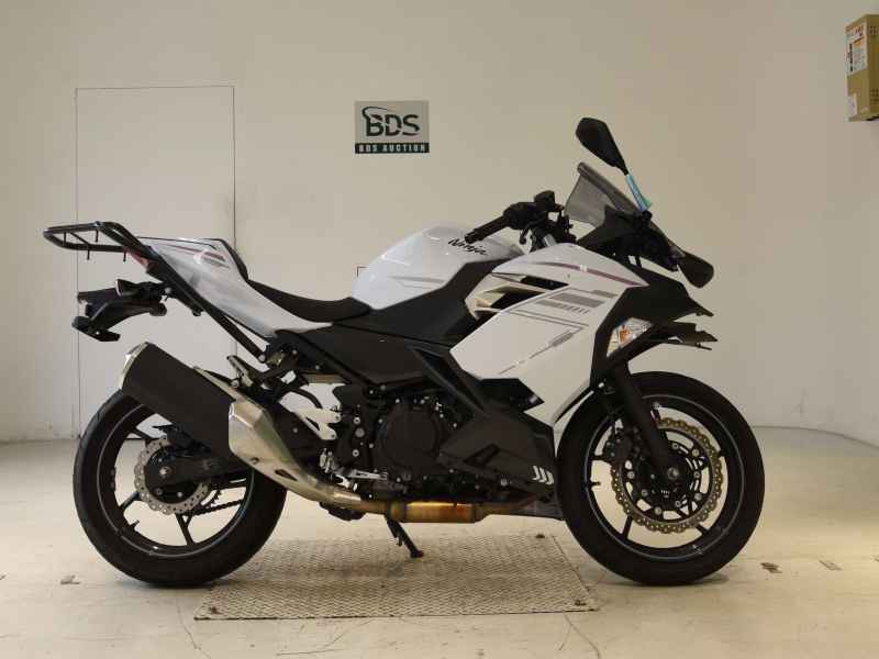 Kawasaki Ninja 400 2022