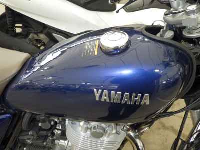 Yamaha SR400 2021