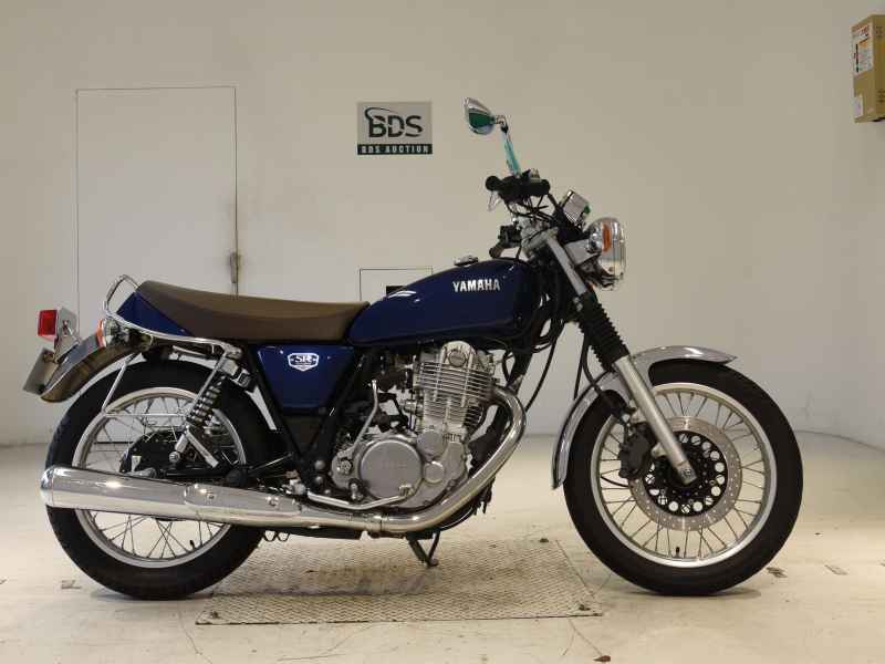 Yamaha SR400 2021