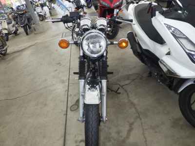 Yamaha SR400 2021