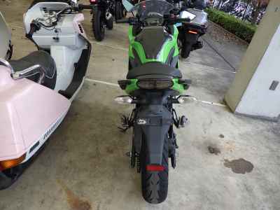 Kawasaki Ninja 400R 2011