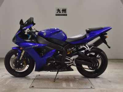 Yamaha YZF-R1