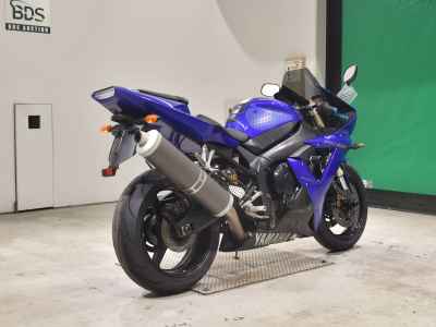 Yamaha YZF-R1