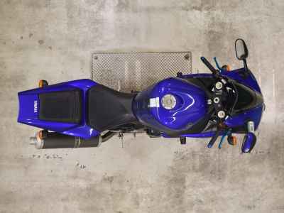 Yamaha YZF-R1