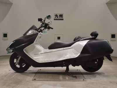 Yamaha Maxam 250