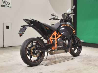 KTM 690 Duke 2011